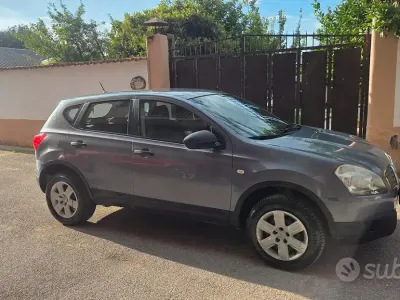 Usata Nissan Qashqai 115 CV (84 kW) 2009 Grigio SUV