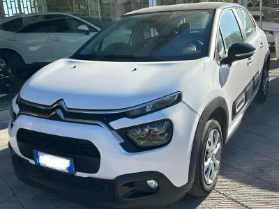 Usata Citroën C3 Feel 102 CV (75 kW) 2023 Bianco Utilitaria