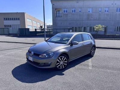 Usata VW Golf VII 110 CV (80 kW) 2015 Berlina