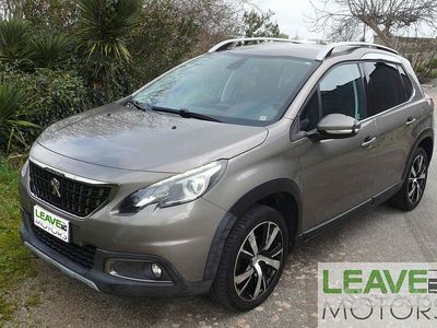 Usata Peugeot 2008 Allure 100 CV (73 kW) 2017 Marrone SUV