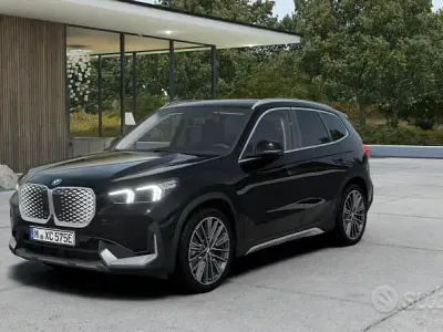 Begagnad BMW iX1