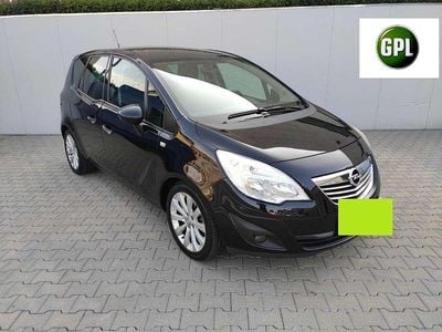Usata Opel Meriva 120 CV (88 kW) 2014 Nero Monovolume