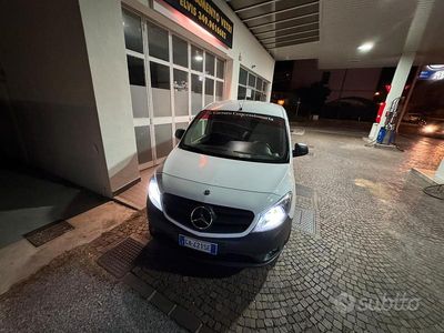Mercedes Citan 111