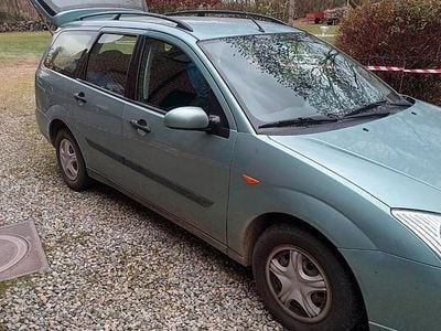 Usata Ford Focus Ambiente 90 CV (66 kW) 2001 Station wagon
