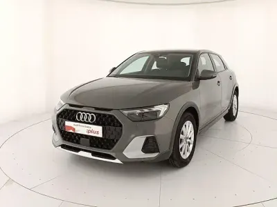 Käytetty Audi A1 Business 116 HP (85 kW) 2025 Harmaa Katumaasturi