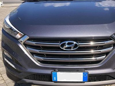 Usata Hyundai Tucson Xpossible 136 CV (100 kW) 2016 Grigio SUV
