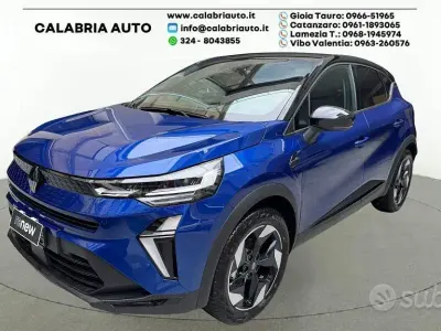 Nuova Renault Captur Techno 101 CV (74 kW) 2026 Blu scuro SUV