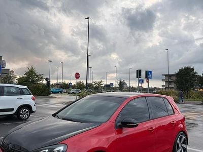 Rosso Usata 2009 VW Golf VI GTD Utilitaria | 7000 € (Ottimo prezzo)