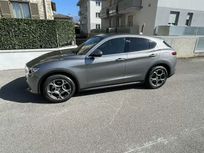 Usata Alfa Romeo Stelvio Executive 209 CV (153 kW) 2017 SUV
