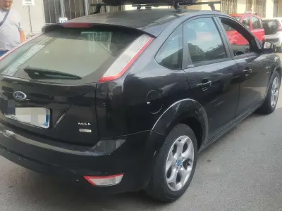 Usata Ford Focus Titanium 110 CV (80 kW) 2010 Nero Berlina