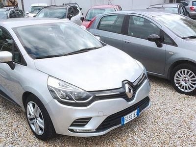Usata Renault Clio IV 76 CV (55 kW) 2019 Argento Berlina