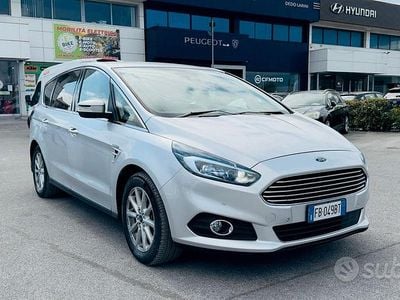 Usata Ford S-MAX S 150 CV (110 kW) 2015 Grigio Monovolume