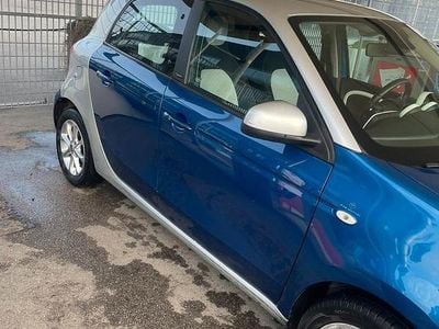 Usata Smart ForFour 2016 Blu Utilitaria