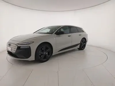 Usata Audi A6 e-tron Advanced Plus 239 kW (326 CV) 2025 Beige siam metallizzato Station wagon