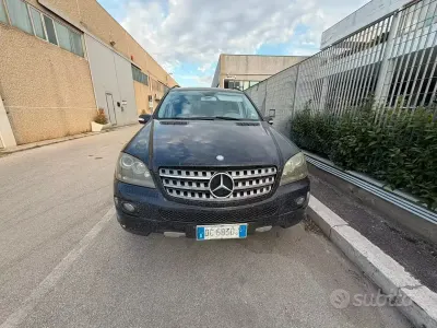 Begagnad Mercedes ML320