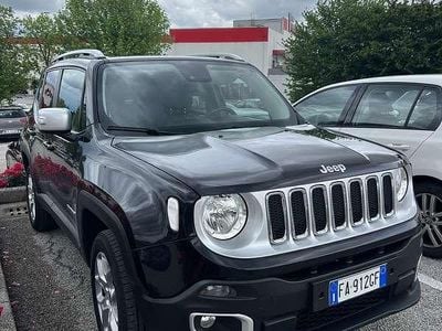 Usata Jeep Renegade Limited 140 CV (102 kW) 2015 Nero SUV