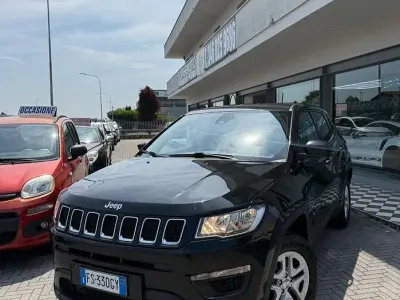 Usata Jeep Compass Limited 120 CV (88 kW) 2018 Nero SUV