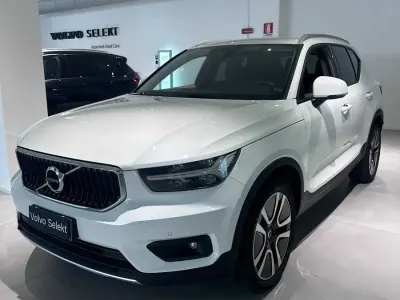 Usata Volvo XC40 120 CV (88 kW) 2020 Bianco SUV