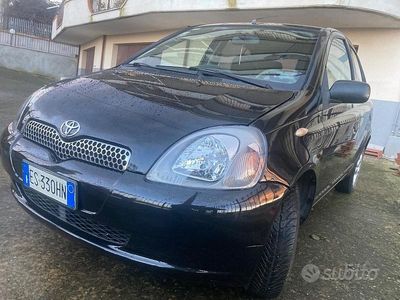 Usata Toyota Yaris 2003 Nero Berlina