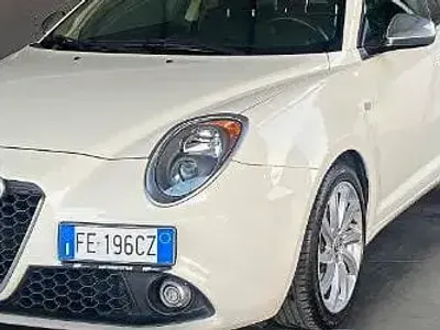 Usata Alfa Romeo MiTo 95 CV (69 kW) 2018 Nero Utilitaria