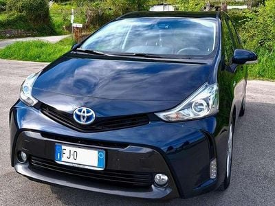Usata Toyota Prius+ Lounge 99 CV (72 kW) 2017 Blu/azzurro Monovolume