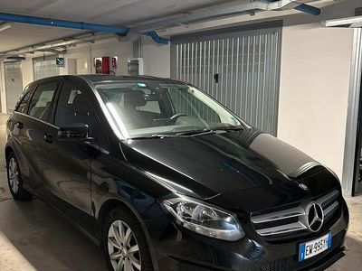 Nero Usata 2014 Mercedes 180 Berlina | 13.750 €