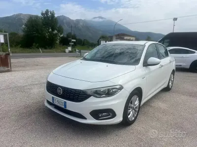 Usata Fiat Tipo 95 CV (69 kW) 2016 Bianco Berlina