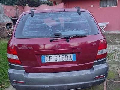Usata Kia Sorento EX 140 CV (102 kW) 2003 Rosso SUV