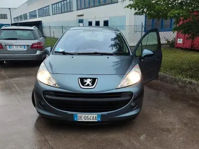 Usata Peugeot 207 88 CV (64 kW) 2007 Berlina