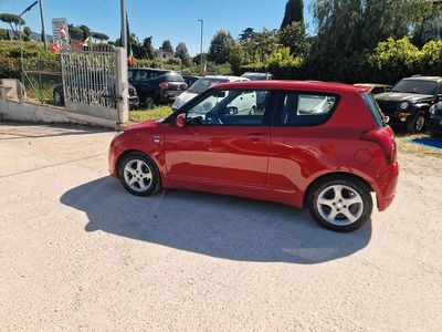 Usata Suzuki Swift GL 69 CV (50 kW) 2008 Rosso Utilitaria