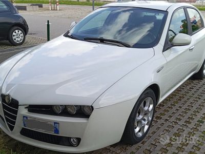 Alfa Romeo 159