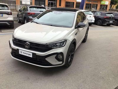 Usata VW Taigo R-line 110 CV (80 kW) 2024 Beige SUV