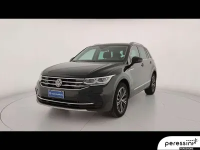 Usata VW Tiguan Elegance 150 CV (110 kW) 2021 Nero metallizzato SUV