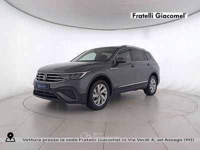 Usata VW Tiguan Life 150 CV (110 kW) 2022 Gray SUV