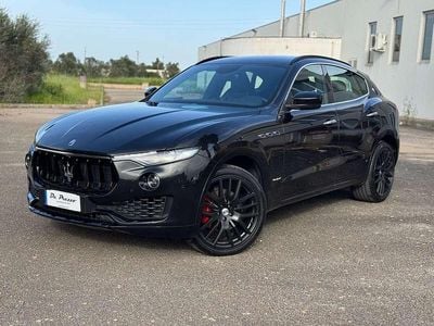 Begagnad Maserati Levante 275 HK (202 kW) 2017 Svart SUV