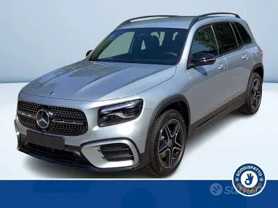 Nuova Mercedes GLB200 AMG 150 CV (110 kW) 2026 Grigio SUV