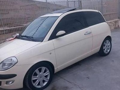 Usata Lancia Ypsilon 75 CV (55 kW) 2005 Utilitaria