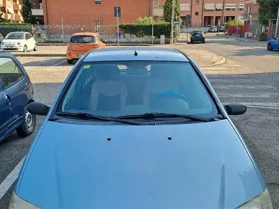 Usata Fiat Punto 60 CV (44 kW) 2006 Utilitaria