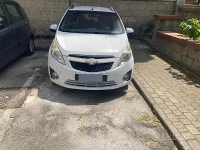 Usata Chevrolet Spark 68 CV (50 kW) 2010 Bianco Utilitaria