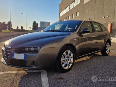 Alfa Romeo 159