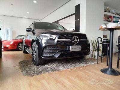 Usado Mercedes GLE300 Premium 245 CV (180 kW) 2020 Negro SUV