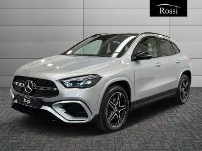 Nuova Mercedes GLA250 163 CV (119 kW) 2026 Nero SUV