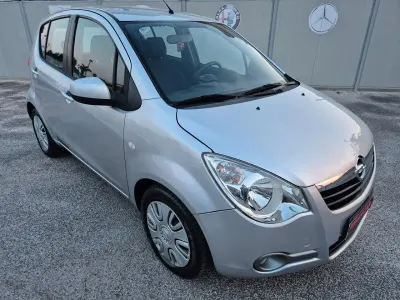 Usata Opel Agila Enjoy 65 CV (47 kW) 2008 Argento Utilitaria