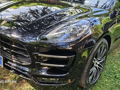 Usata Porsche Macan Turbo Performance Package 441 CV (324 kW) 2018 Nero SUV