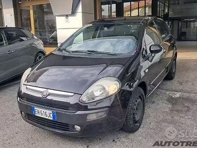 Occasion Fiat Grande Punto Dynamic 77 ch (56 kW) 2011 Bleue Citadine