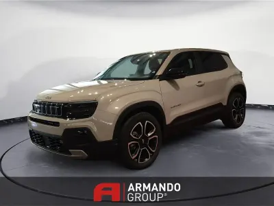Usata Jeep Avenger Summit 100 CV (73 kW) 2026 Beige SUV