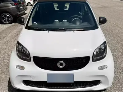 Usata Smart ForTwo Coupé 71 CV (52 kW) 2018 Bianco Coupé