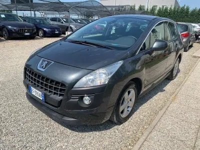 Usata Peugeot 3008 Business-Line 150 CV (110 kW) 2010 Grigio Station wagon