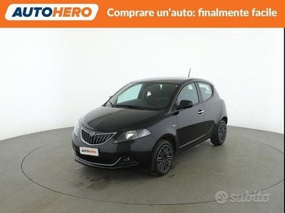 Usata Lancia Ypsilon Gold 69 CV (50 kW) 2022 Nero Utilitaria