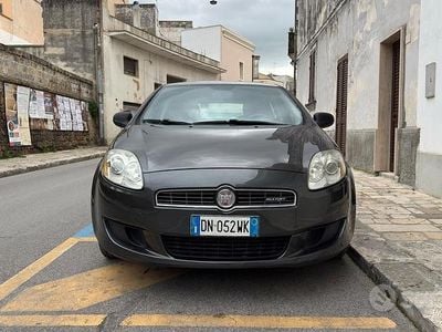 Usata Fiat Bravo Dynamic 120 CV (88 kW) 2008 Grigio Utilitaria